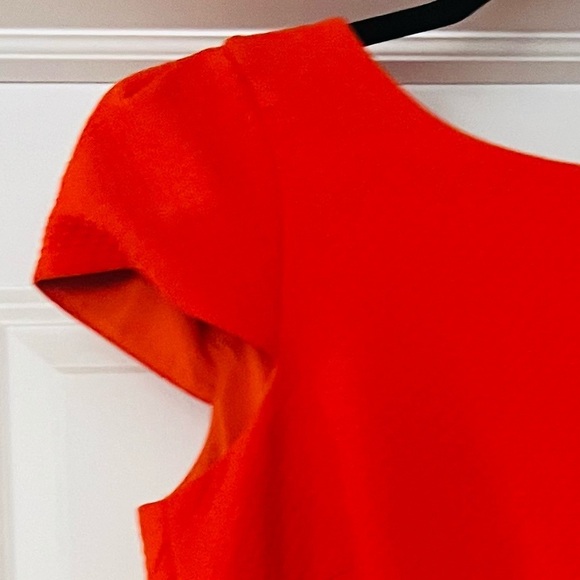 Orangey/red size 10 cap sleeved dress - Picture 3 of 3